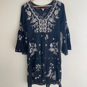 JOHNNY WAS WorkShop Black Raglan Tiered Dress with White Embroidery; NWOT! XS